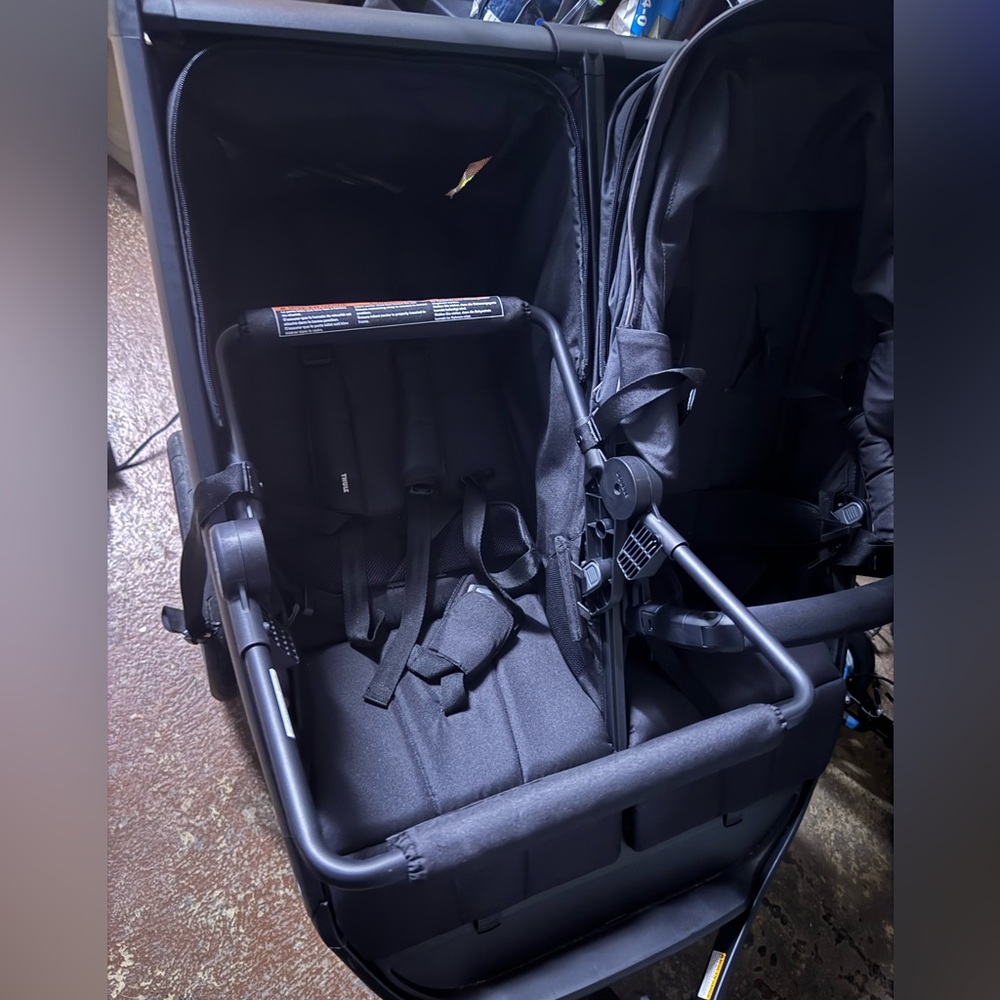 Thule Urban Glide 3 Double Chicco/Universal Car Seat Adapter